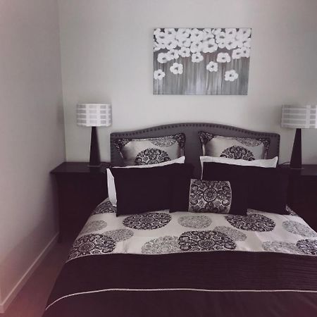 Modern Self Contained Apartment In Riverhead מראה חיצוני תמונה
